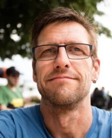Portrait photo of Lukas.
